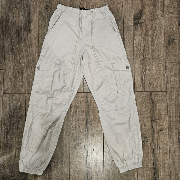White joggers - Picture 1 of 4